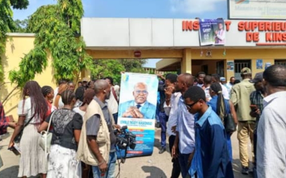 You are currently viewing ESU / vive tension à l’ISC-Gombe : les étudiants s’opposent à la suspension du DG Emile Ngoy kasongo