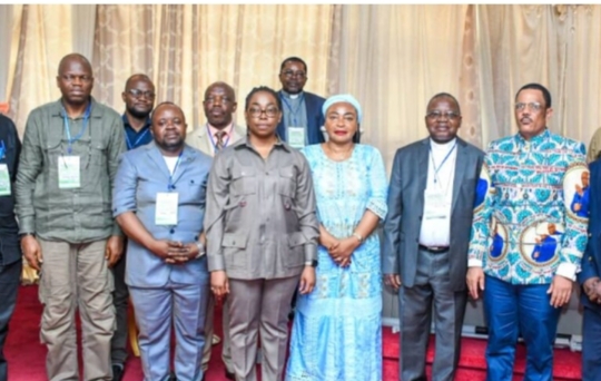 You are currently viewing Tshopo : lancement officiel de la 8 ème édition de la table ronde multi-acteurs provinciale sur la foresterie communautaire