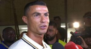 Lire la suite à propos de l’article Football : Cristiano Ronaldo tacle la MLS où va évoluer son éternel rival Messi et ferme la porte à un retour en Europe