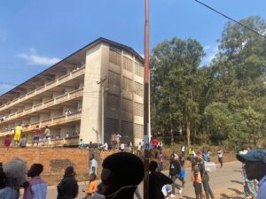 Lire la suite à propos de l’article RDC-Bukavu : Le bâtiment de l’ISP prend feu