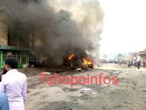 Lire la suite à propos de l’article Kinshasa : un incendie gigantesque d’un camion citerne fait plusieurs morts causant ainsi d’importants dégâts matériels à Lemba Righini