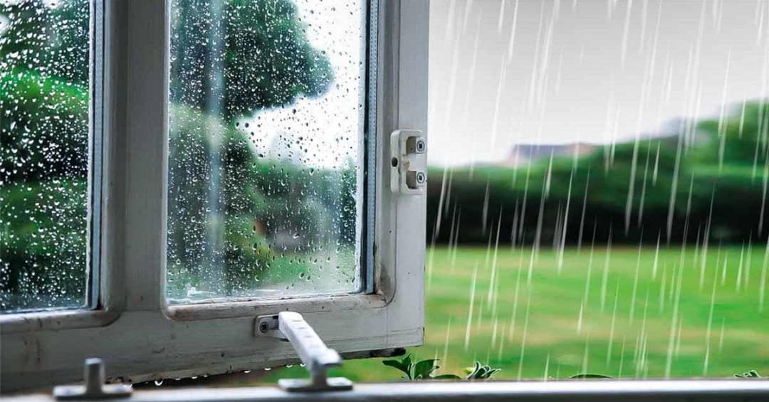 Lire la suite à propos de l’article Environnement : Pourquoi doit-on laisser les fenêtres ouvertes pendant la pluie ?