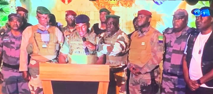 You are currently viewing Coup d’État au Gabon: les militaires annoncent la fin du régime en place et l’annulation des élections