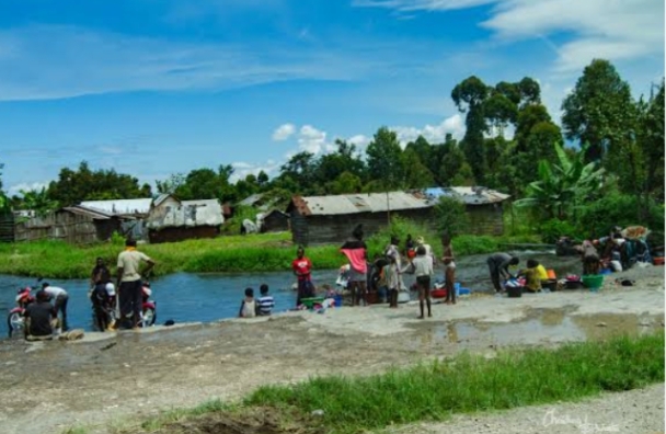 Lire la suite à propos de l’article Situation sécuritaire dans l’Est : 3 civils tués à Mubambiro suite à des bombes larguées par le M23