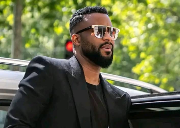 Lire la suite à propos de l’article Musique : Fally Ipupa n’exclut pas de livrer un concert au Stade de France en 2025