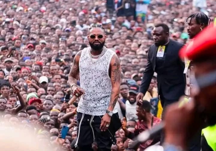 Lire la suite à propos de l’article RDC: Fally Ipupa et Ferré Gola récompensés aux East African Arts Entaiternement Awards édition 2024 !