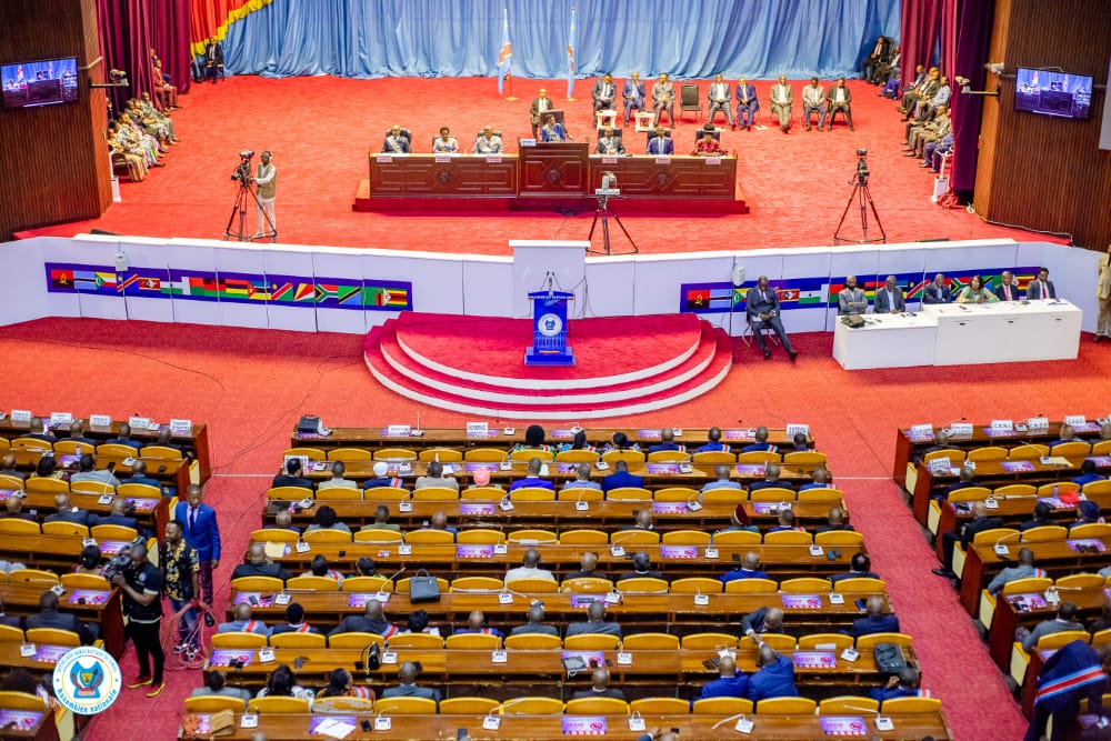 You are currently viewing Élection du bureau définitif à l’Assemblée Nationale : l’opposition garde un seul poste sur 7