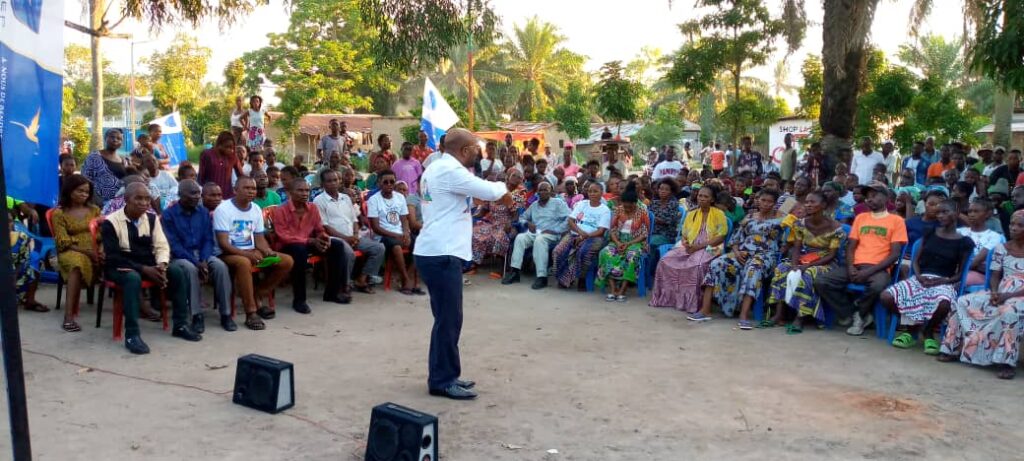 TSHOPO : Bienvenu Bolongue Limote réussit à réconcilier les habitants de kabondo vivant en conflit