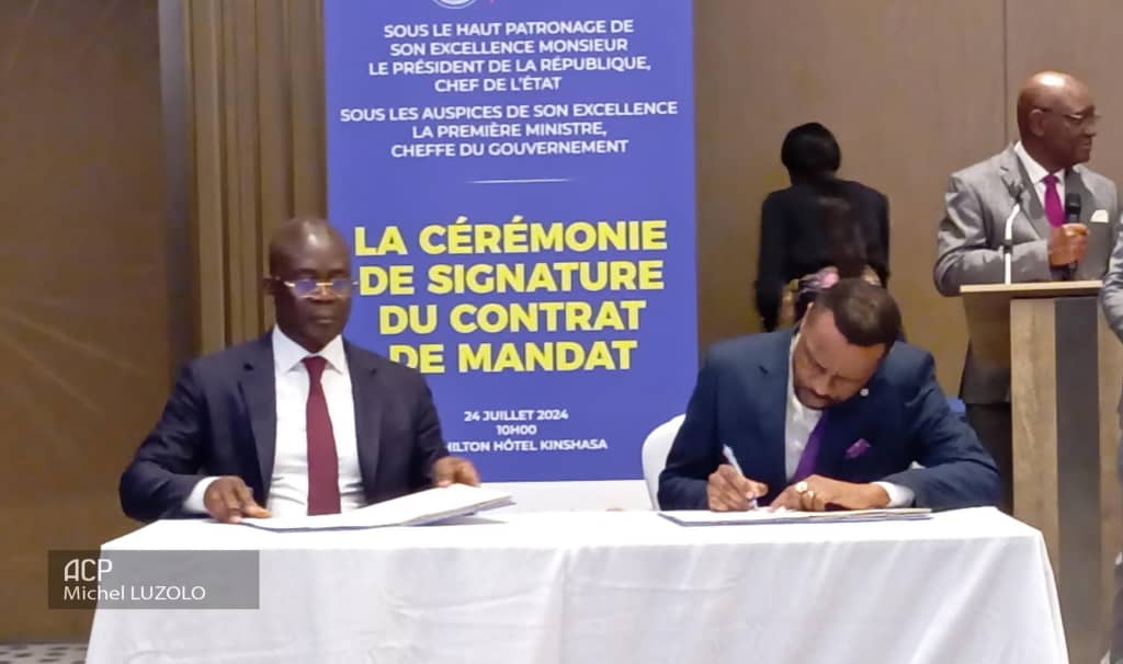 You are currently viewing RDC : Le ministére du portefeuille organise une cérémonie de signature de contrat avec les mandataires publics