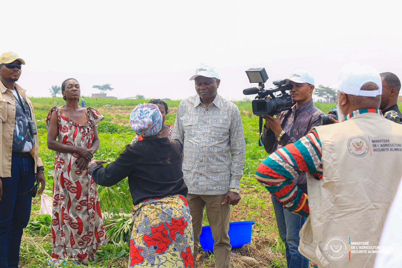 Lire la suite à propos de l’article RDC : Le ministre de l’agriculture Gregoire Mutshail Mutomb passe en quatrième vitesse pour stabiliser la production interne