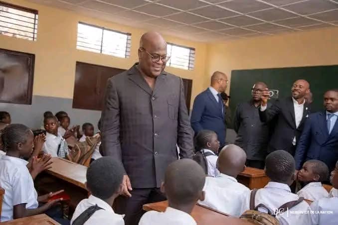 You are currently viewing Rentrée scolaire 2024-25 en RDC : En séjour en Chine, le président Tshisekedi lance un message fort aux élèves, enseignants et parents