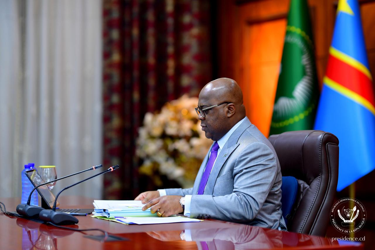 Lire la suite à propos de l’article RDC : Le conseil des ministres extraordinaire convoqué par le Chef de l’État Félix Tshisekedi a mis l’accent sur l’examen du budget 2025