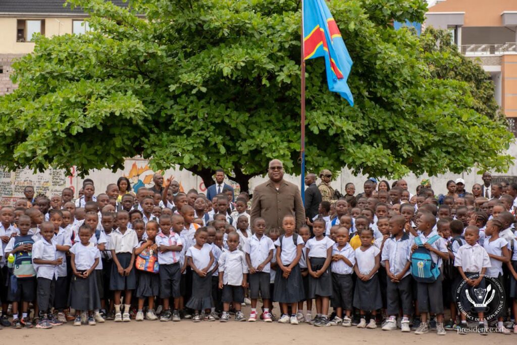 RDC : Félix Tshisekedi visite deux écoles publiques pour se rassurer de la gratuité de l’enseignement de base