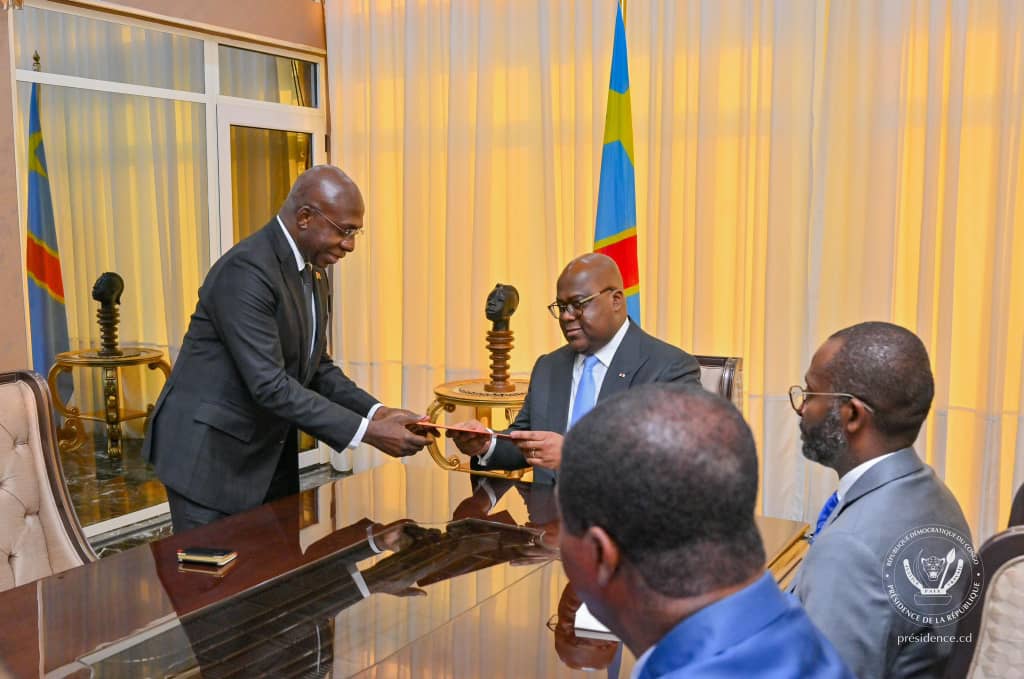 You are currently viewing Processus de paix de Luanda: un émissaire angolais reçu à la cité de l’union africaine 