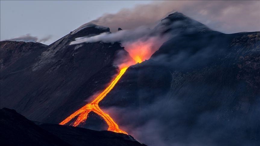 You are currently viewing Fausse alerte sur la menace de l’éruption du volcan Nyiragongo : L’OVG invite la population à ne pas se fier aux rumeurs