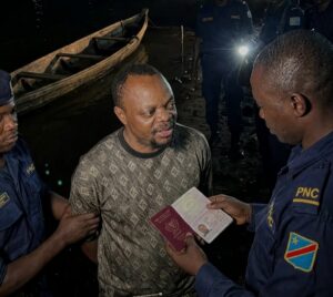 Lire la suite à propos de l’article Kongo-Central : Papy Mantezolo est aux arrêts alors qu&rsquo;il s&rsquo;apprêtait de traverser clandestinement le fleuve congo 