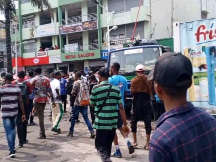 You are currently viewing Kinshasa : Levée provisoire de la grève des travailleurs indo-pakistanais