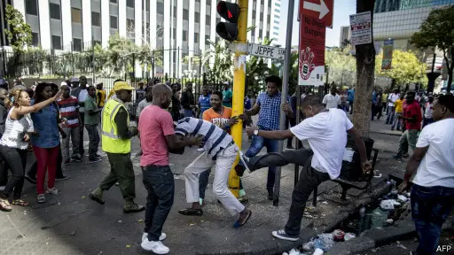 You are currently viewing Xénophobie en Afrique du Sud : l’ambassade de la RDC alerte ses compatriotes et appelle à la vigilance