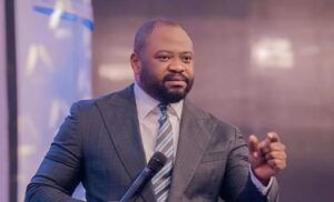 Lire la suite à propos de l’article RDC : Moïse Mbiye affirme avoir décliné la proposition de créer un mouvement religieux pour soutenir la révision constitutionnelle en échange d&rsquo;avantages financiers du pouvoir en place