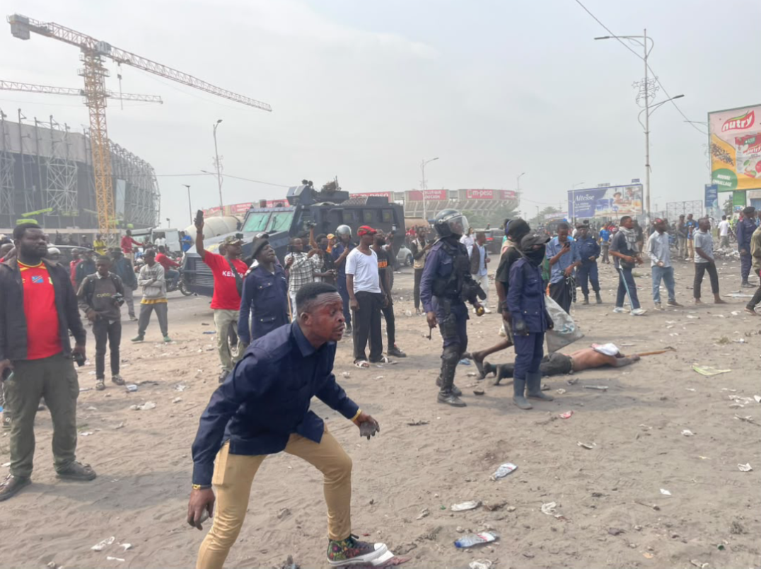 You are currently viewing Répression du sit-in de l&rsquo;opposition : HRW appelle le gouvernement congolais à mener une enquête impartiale et approfondie sur les violences