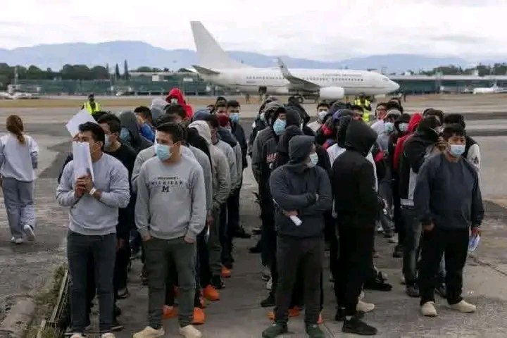 Migrants expulsés des États-Unis vers la RDC : une ressortissante colombienne quitte Kinshasa pour regagner son pays d&rsquo;origine, et d&rsquo;autres se préparent aussi à faire de même