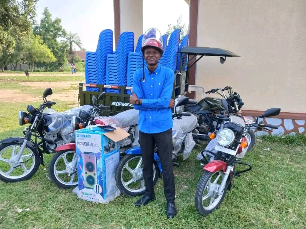 Kisangani : Le gouverneur Jean Bakomito Gambu concrétise son soutien aux étudiants du Haut-Uele avec un appui de 20 000 USD